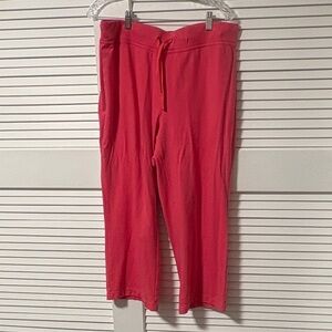 Avenue Bright Pink pull on capris